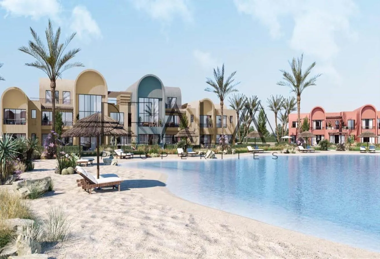 Sale in Kamaran: إمتلك شاليه علي اللاجون مباشرة في كماران بأقل مقدم