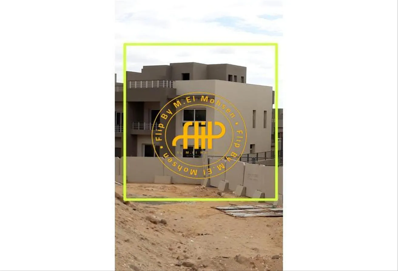 Sale in Etapa: Townhouse Corner For Sale In Etapa 320M