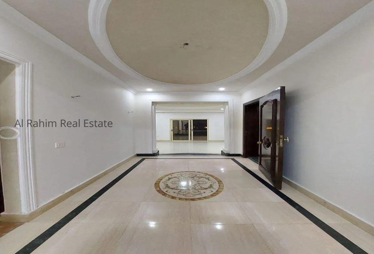 Sale in The 1st Settlement: Distinctive apartment in the most upscale Ashrafie
