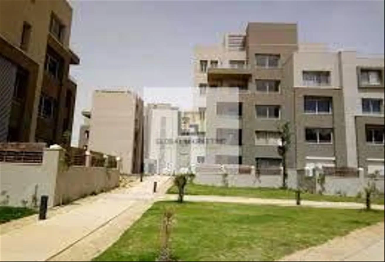 Sale in Palm Hills Village Avenue: apartment with ground floor first use in vgk .