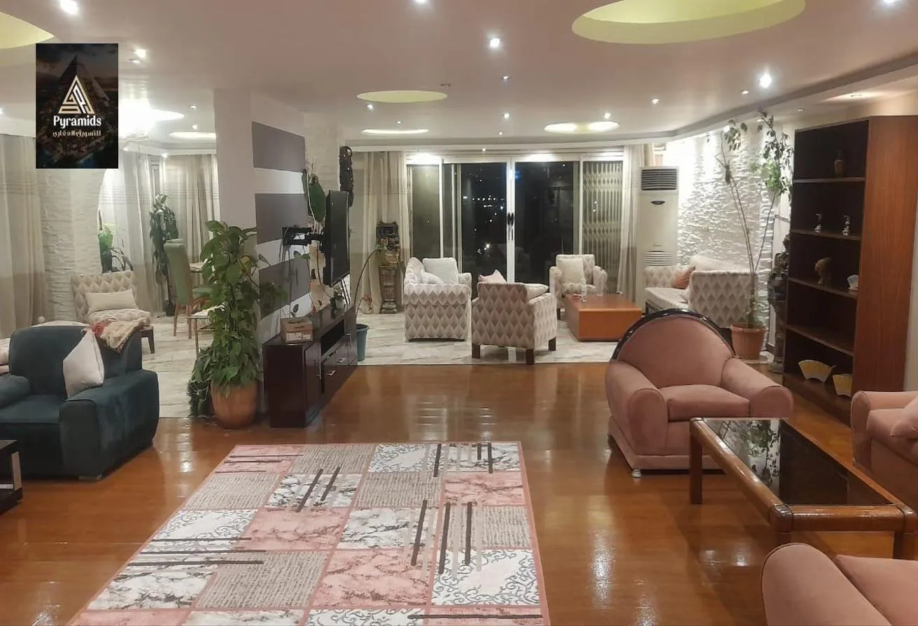 Sale in Zayed 2000: Garden apart at the lowest price per sqm 8yr plan.
