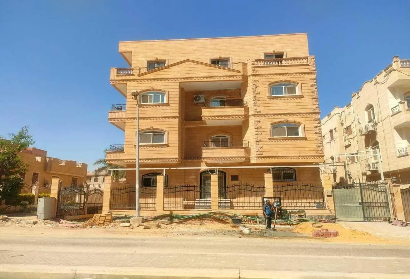 Sale in Talaat Harb Axis: Roof for sale 300 sqm fees fully paid