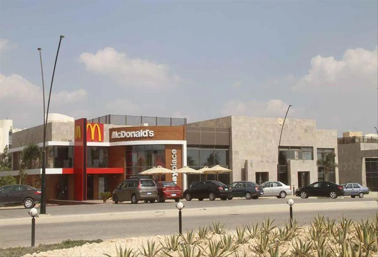 Rent in Sodic West: Shop330m at, Suitable for a bank Showroom or resta