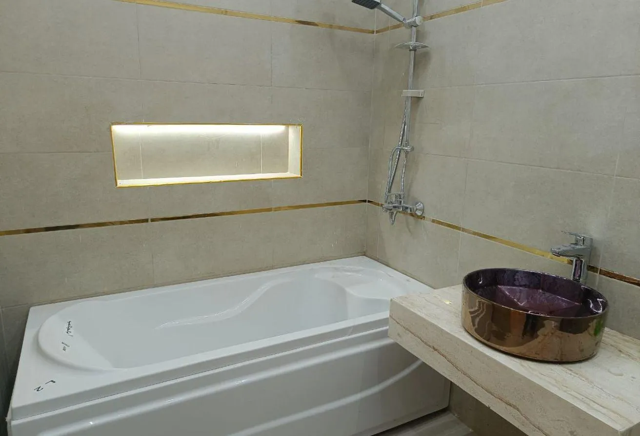 Gallery Image 10