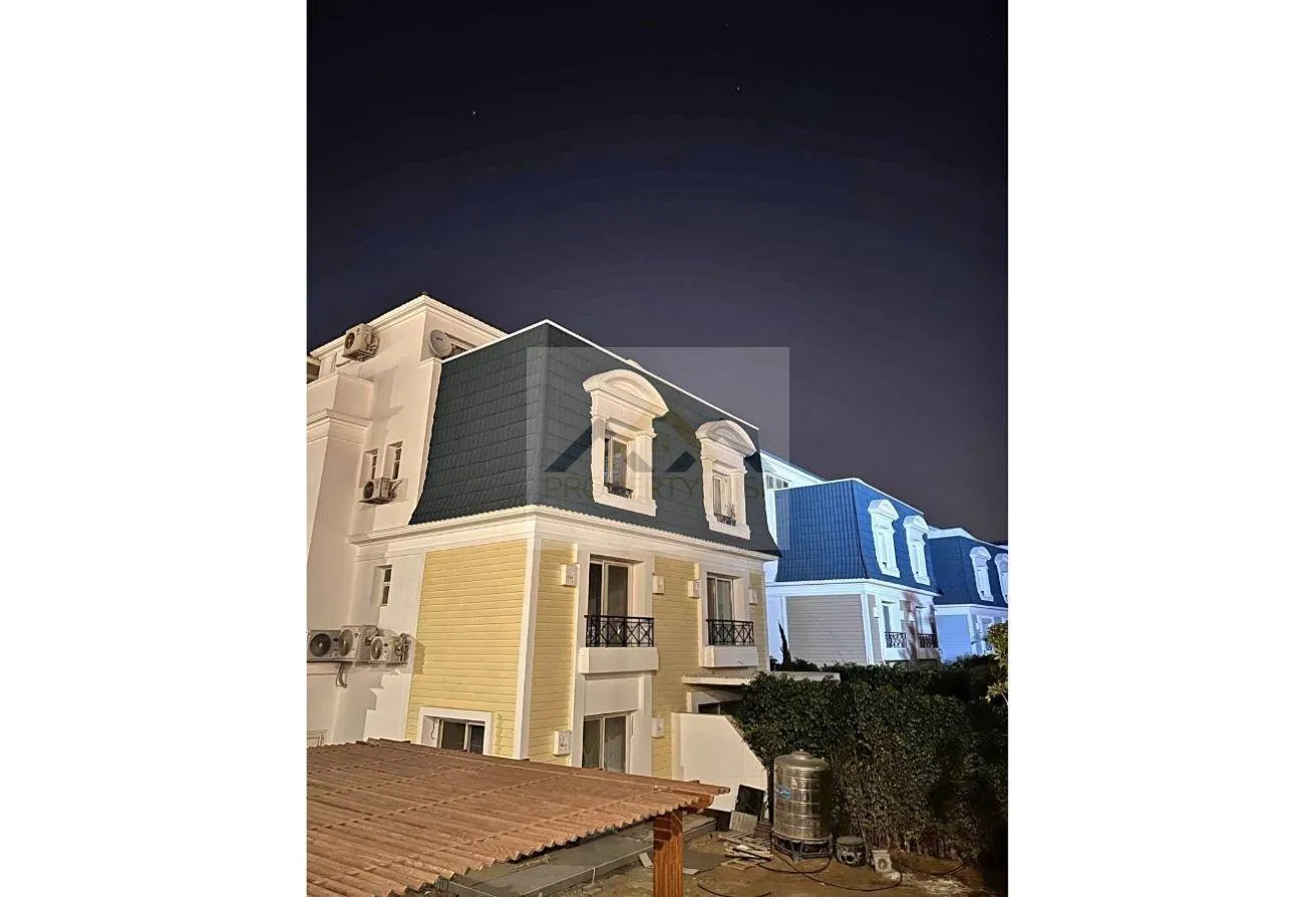 Sale in Mountain View Mostakbal City: Pay a portion and own a villa in Mountain View.