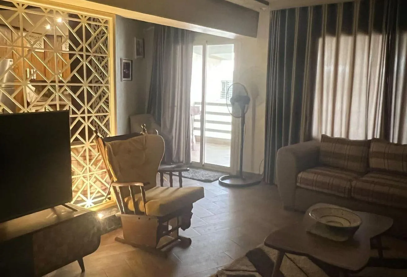 Rent in Kenz: شقه ايجار مفروشه كمبوند كنز حدائق اكتوبر