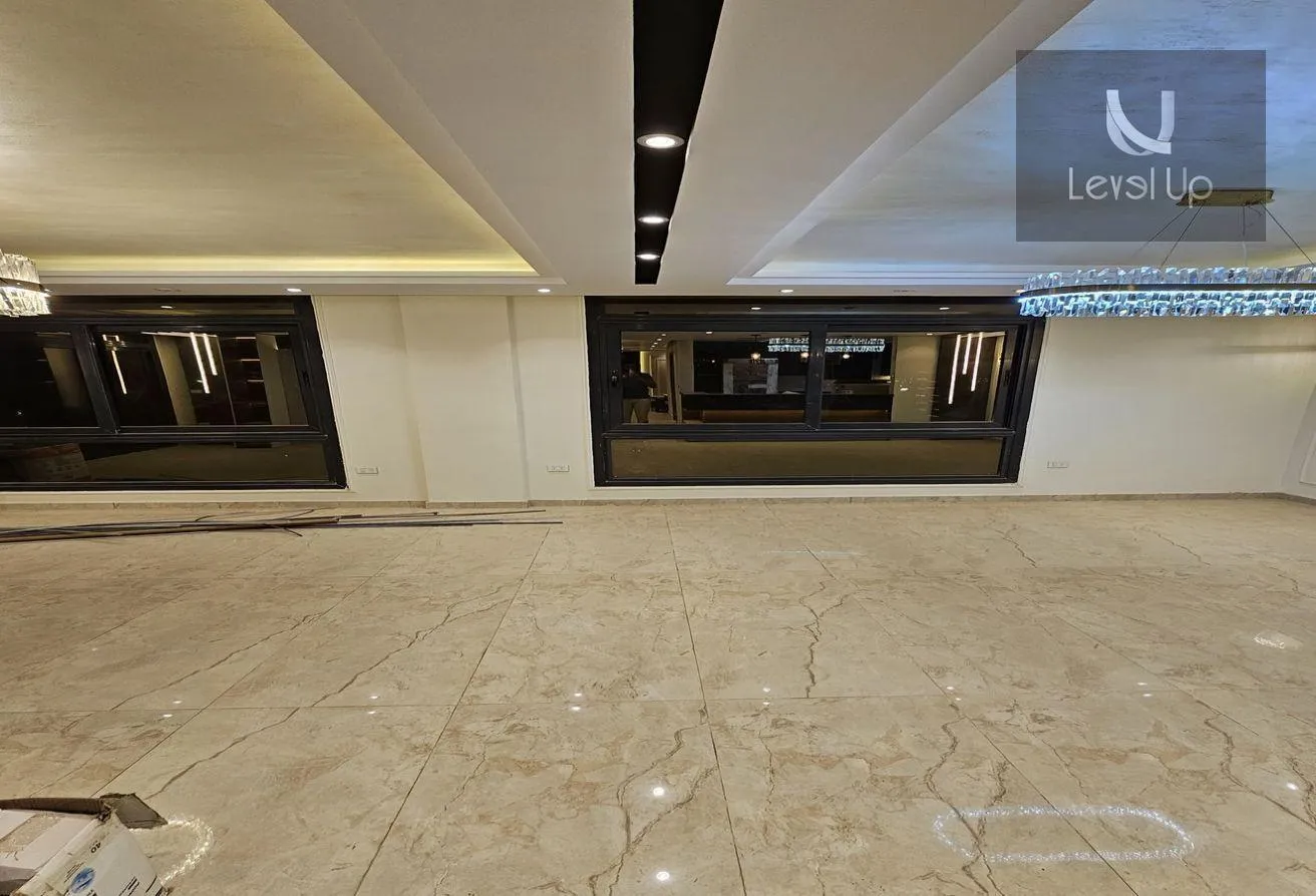 Sale in Azad: Apartment for sale 179 m in Azad Compound
