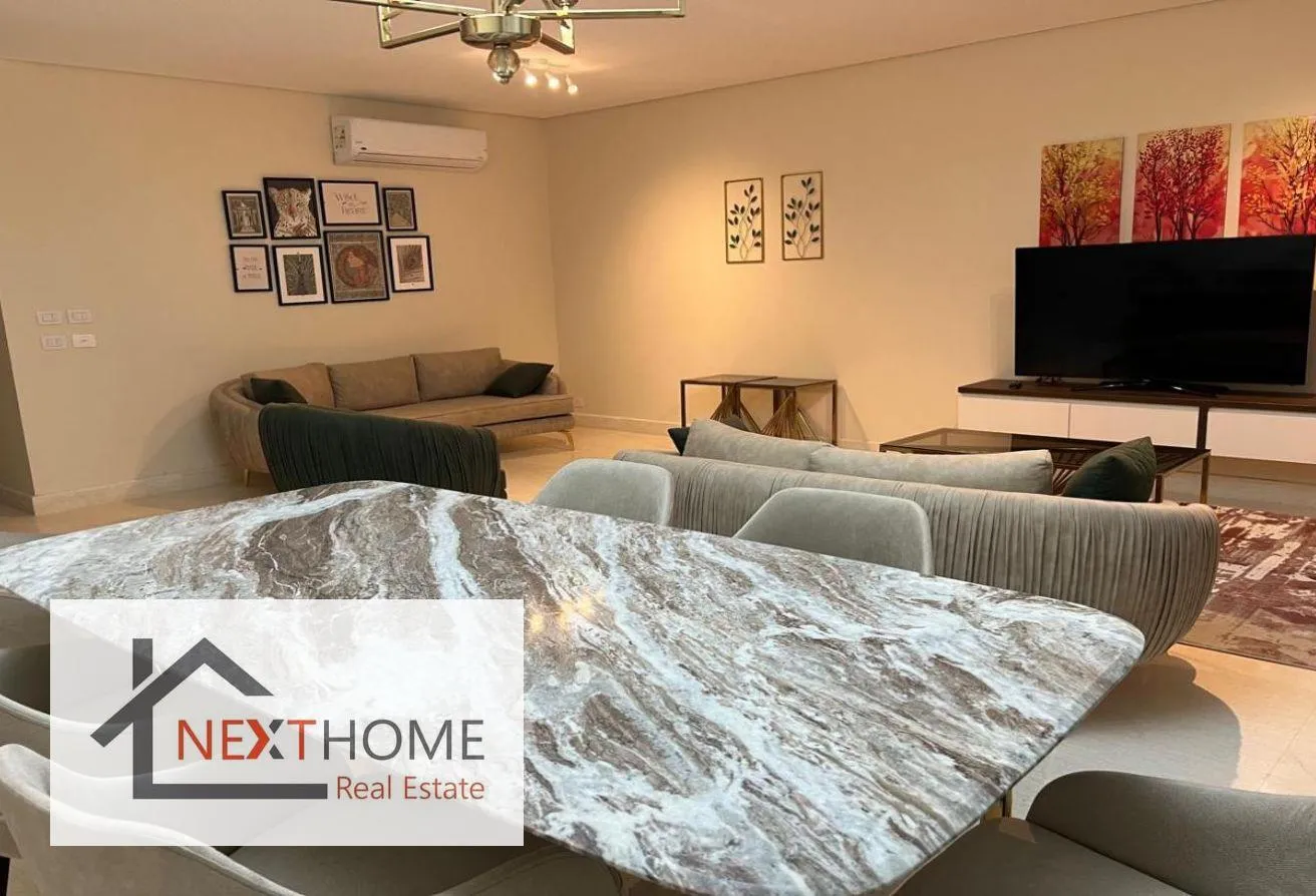 Rent in 90 Avenue: apartment with a private garden, next to the AUC