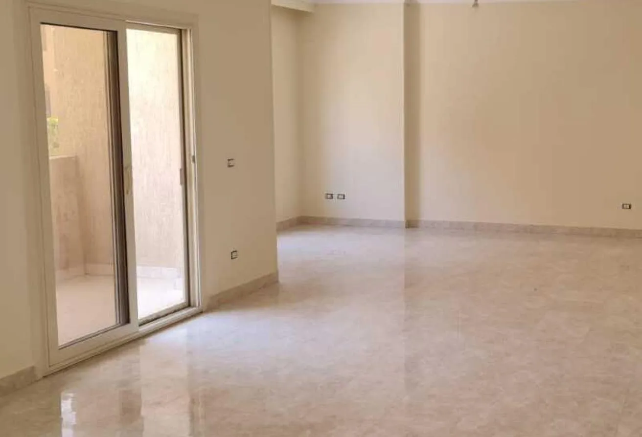 Rent in Zizinia Family Housing: Apartment for rent in Zizinia Family, new cairo