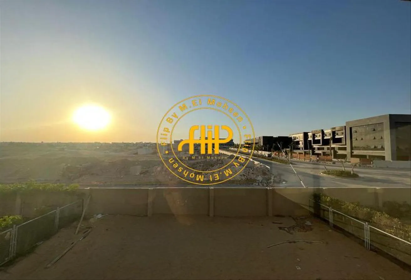 البيع في ذا كراون: Family House For Sale In The Crown 228M 