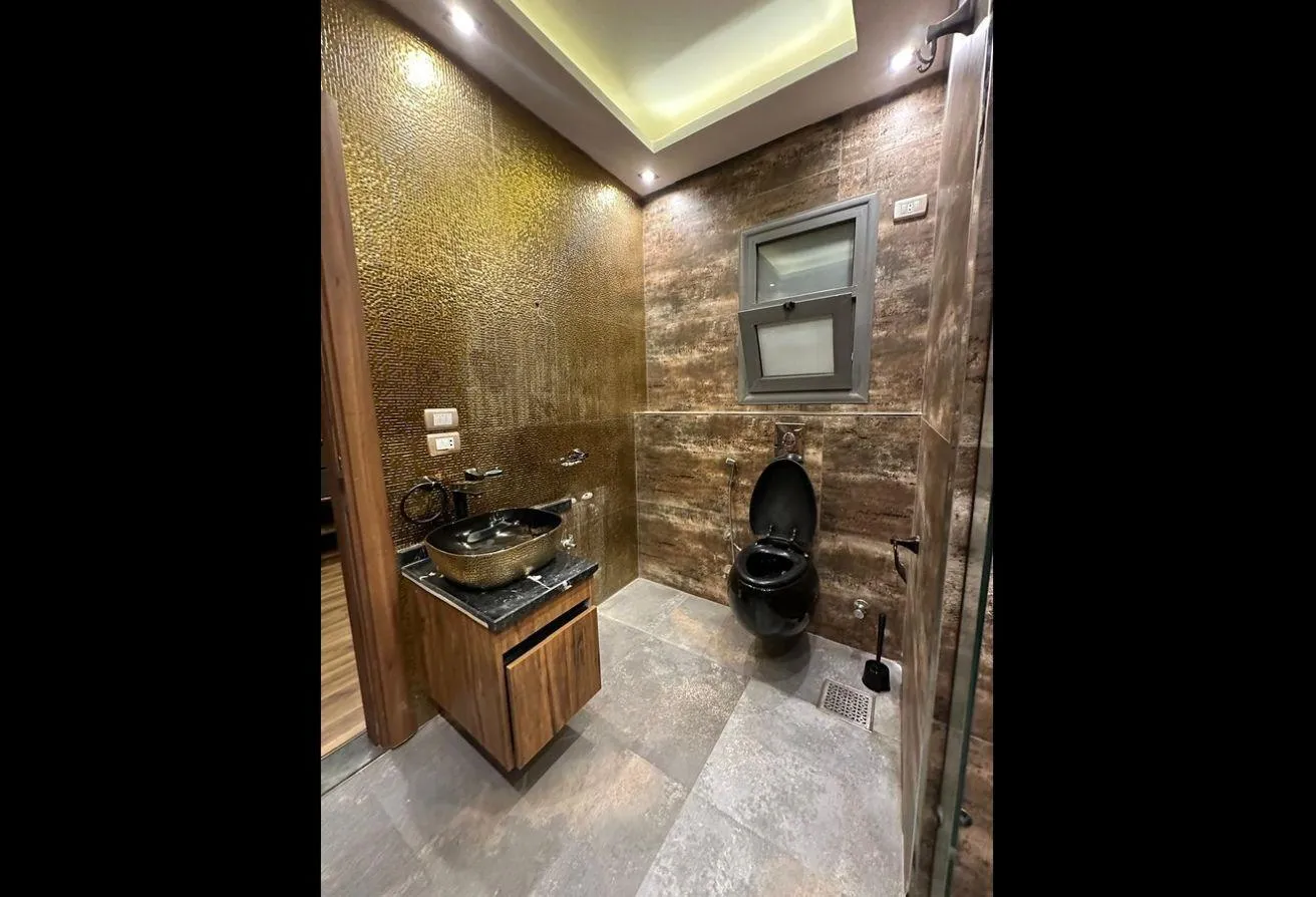 Gallery Image 10