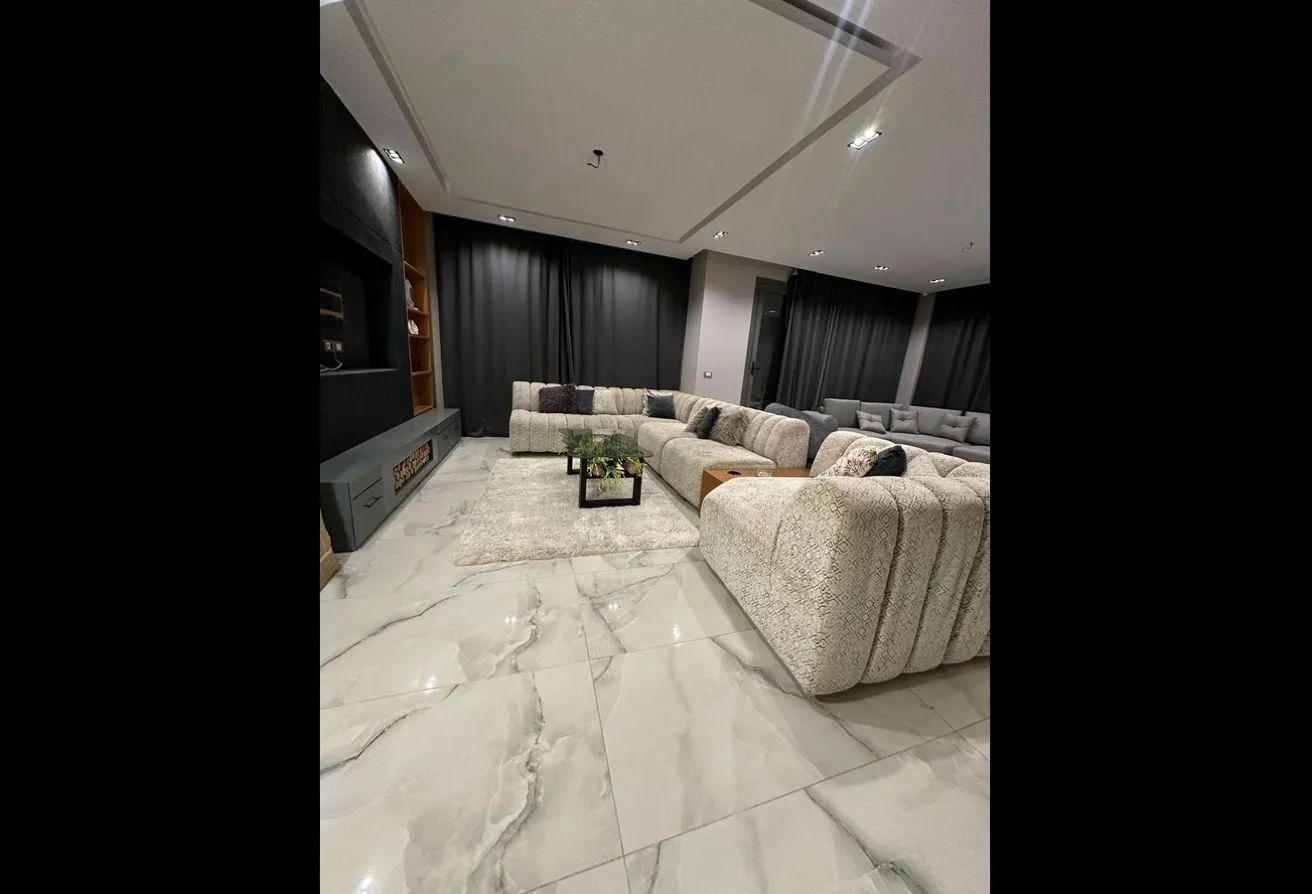 Gallery Image 16