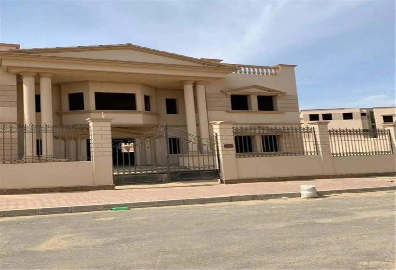 Sale in Royal City: Villa for sale at royal city compound sheikh zayed