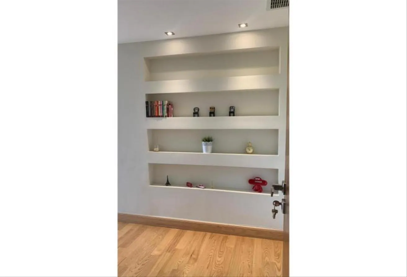Gallery Image 12