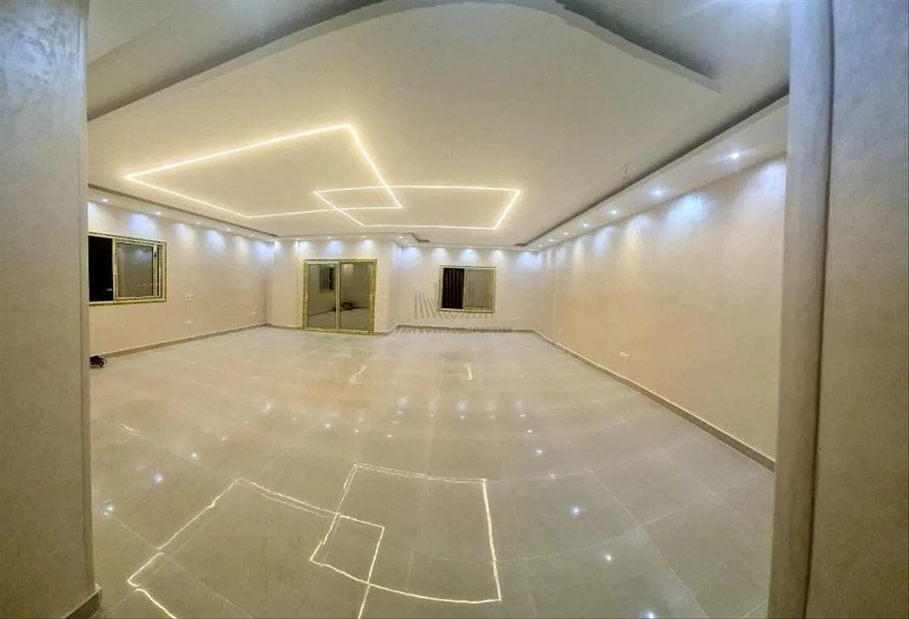 Sale in El Banafseg 4: apartment  for sale ground floor with garden