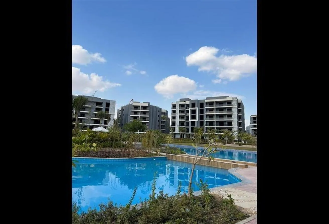 Sale in Sun Capital: villa / ready to move / 400m / prime location    .