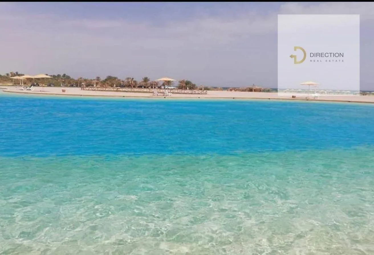 البيع في كاب باي السخنة: شاليه للبيع تقسيط في Cape Bay بالفرش والأجهزة 