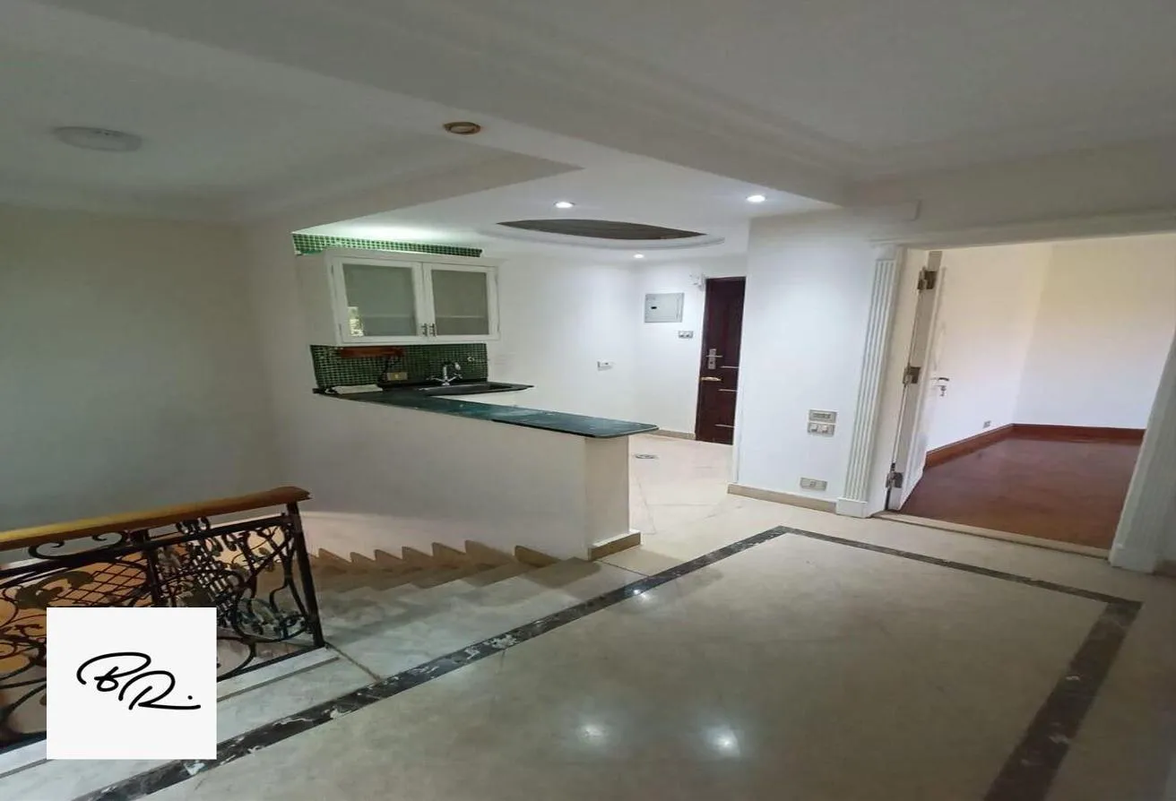 Sale in City View: Villa  Ready To Move very prime location