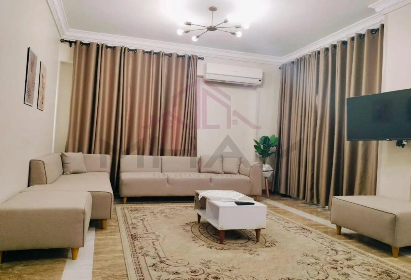 Sale in Mostashareen: Apartment for sale in Al Mostashariyeen Compound