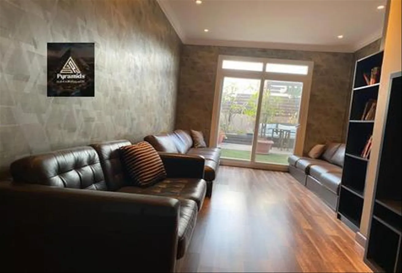 Sale in Karma Residence: Get  Penthouse 130m roof near Al Ahly inst.