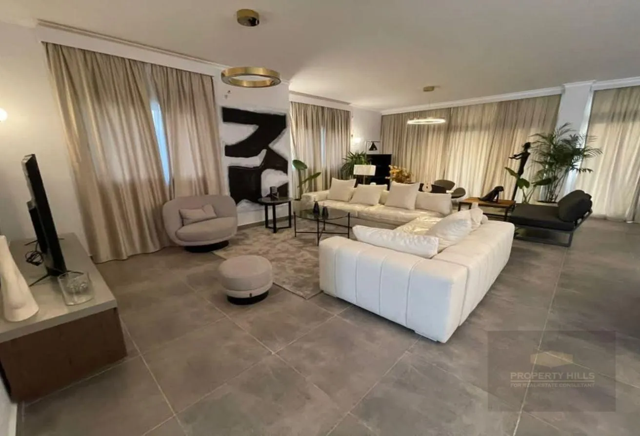 Sale in Dream Land: Duplex Fnished Ready to Move near Mall of Egypt 7y