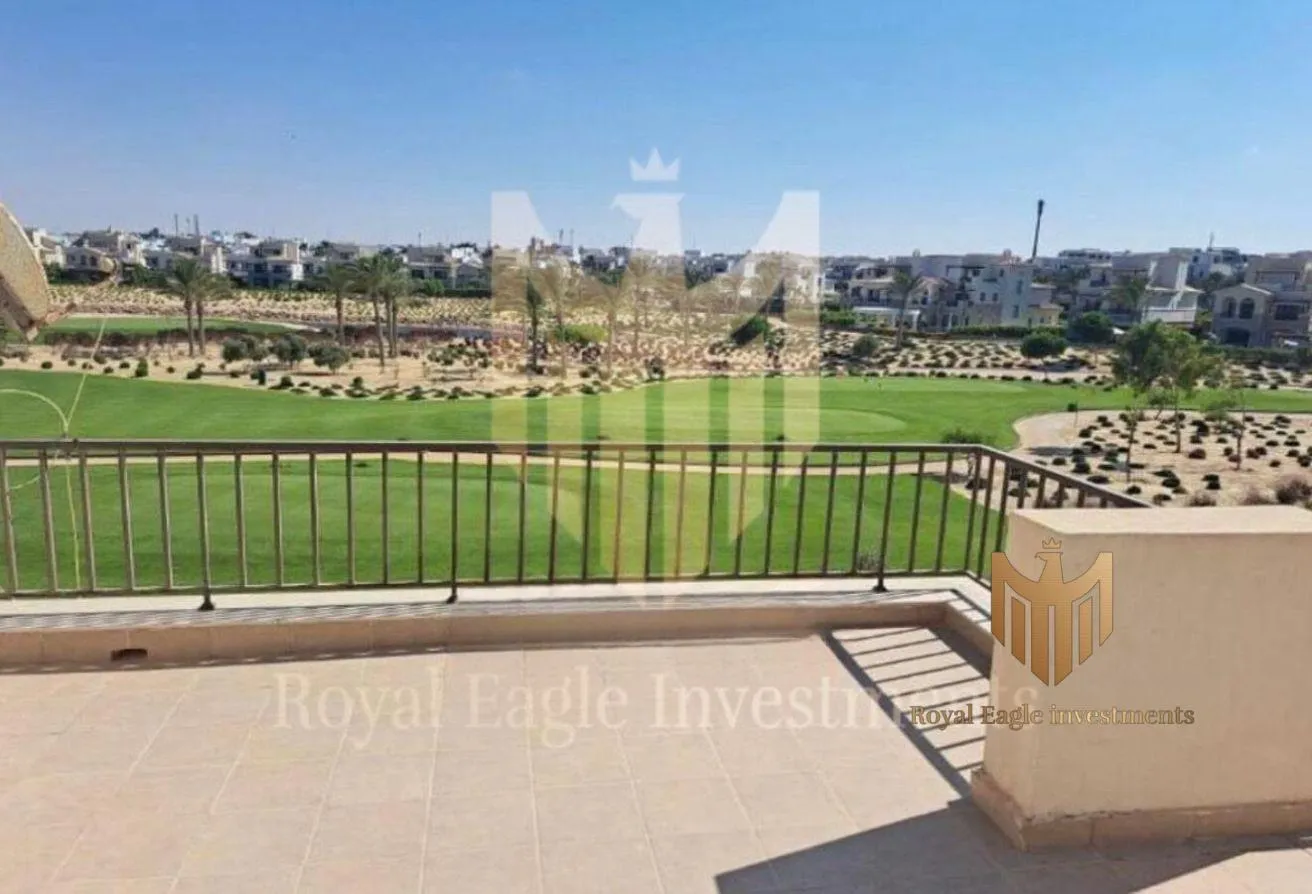 Sale in Marassi: Ground Chalet Garden Prime Location Corner Marina