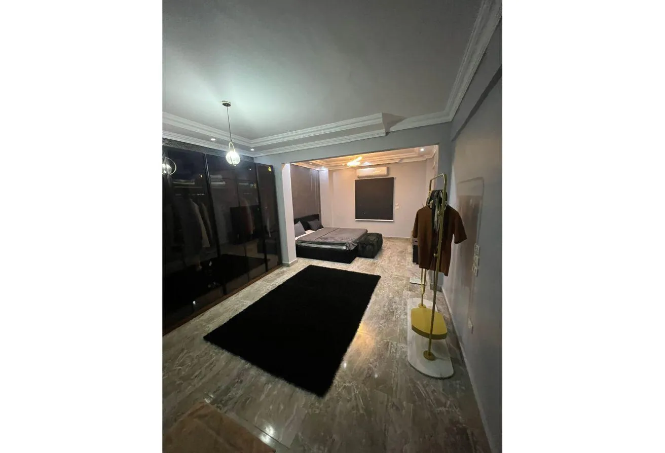 Gallery Image 13
