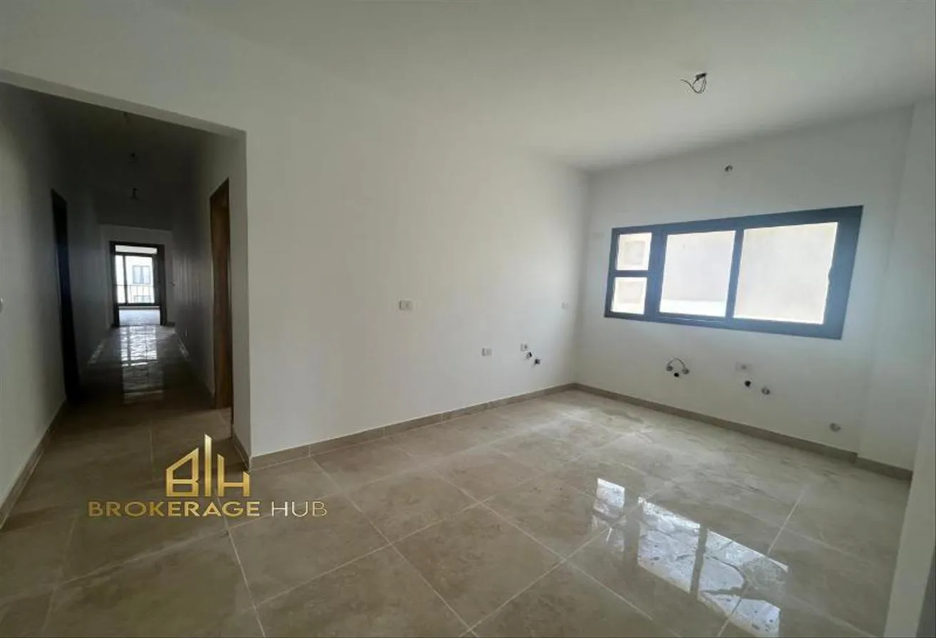 Sale in Moon Residences: 180 sqm villa for sale in new cairo + installments