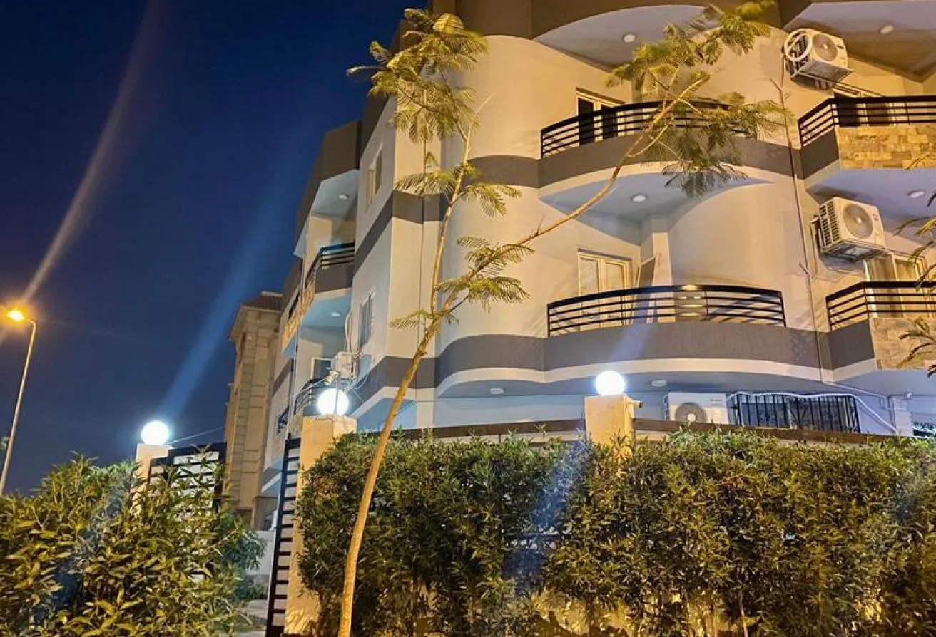 Rent in 8th District: شقة للايجار مفروش فى الحى الثامن الشيخ زايد