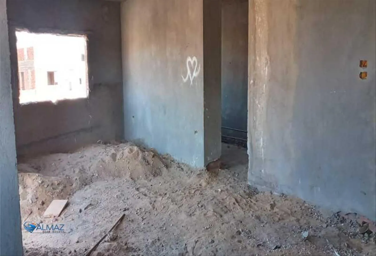 Sale in Al Andalus El Gedida: Apartment for sale in Fifth Settlement, Al-Andalus