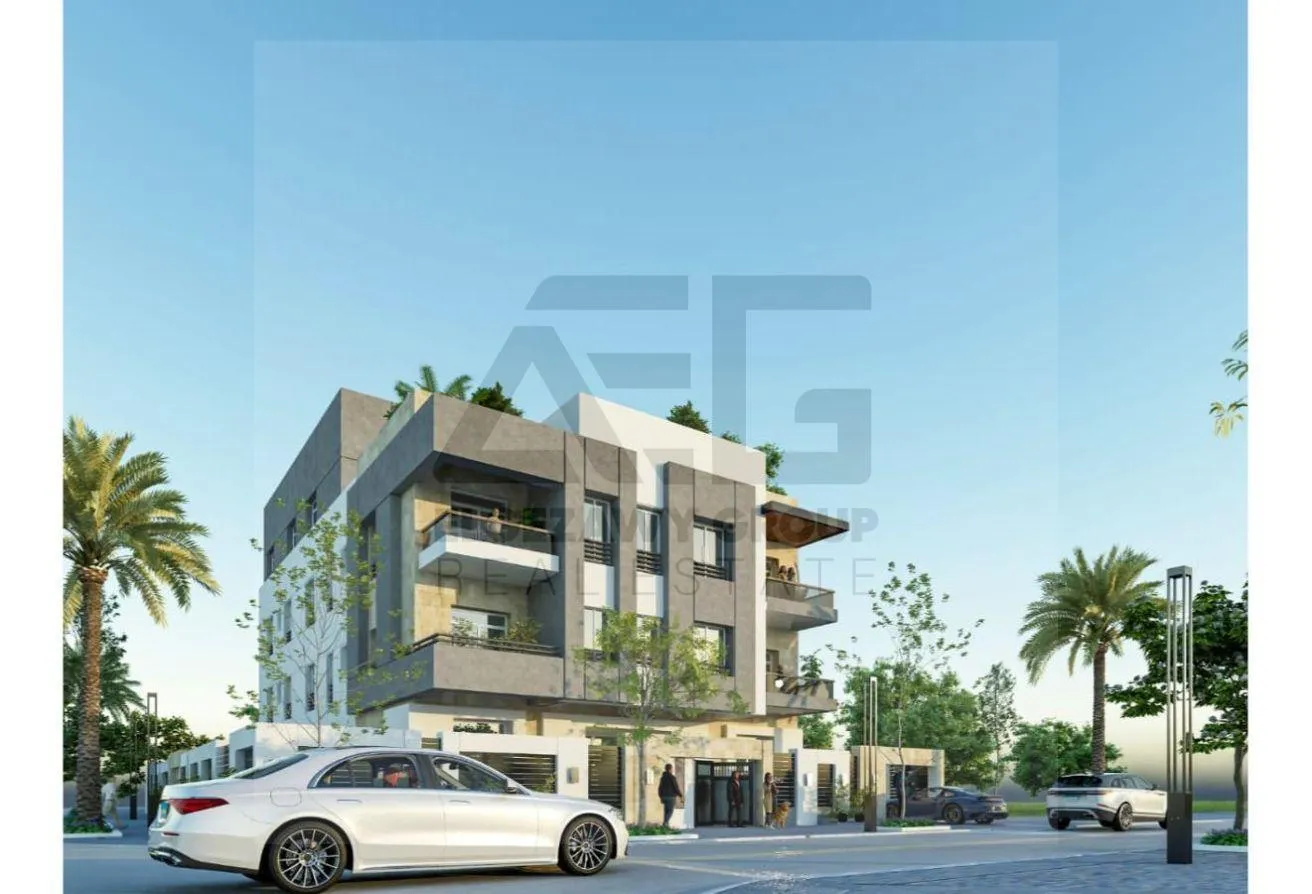 Sale in Tamr Hena: Apartment in the most prestigious places  compound