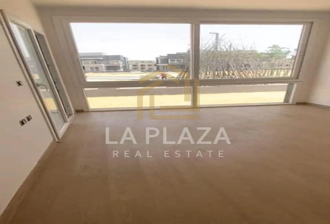 Sale in Mountain View iCity October: VILLA FOR SALE / LOWEST DP 5% / OVER 7 YRS / OFFER