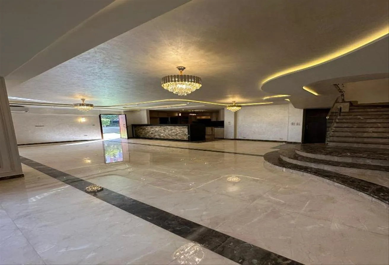 Sale in Amorada: Unique Duplex on 90th street fully finished &amp; RTM