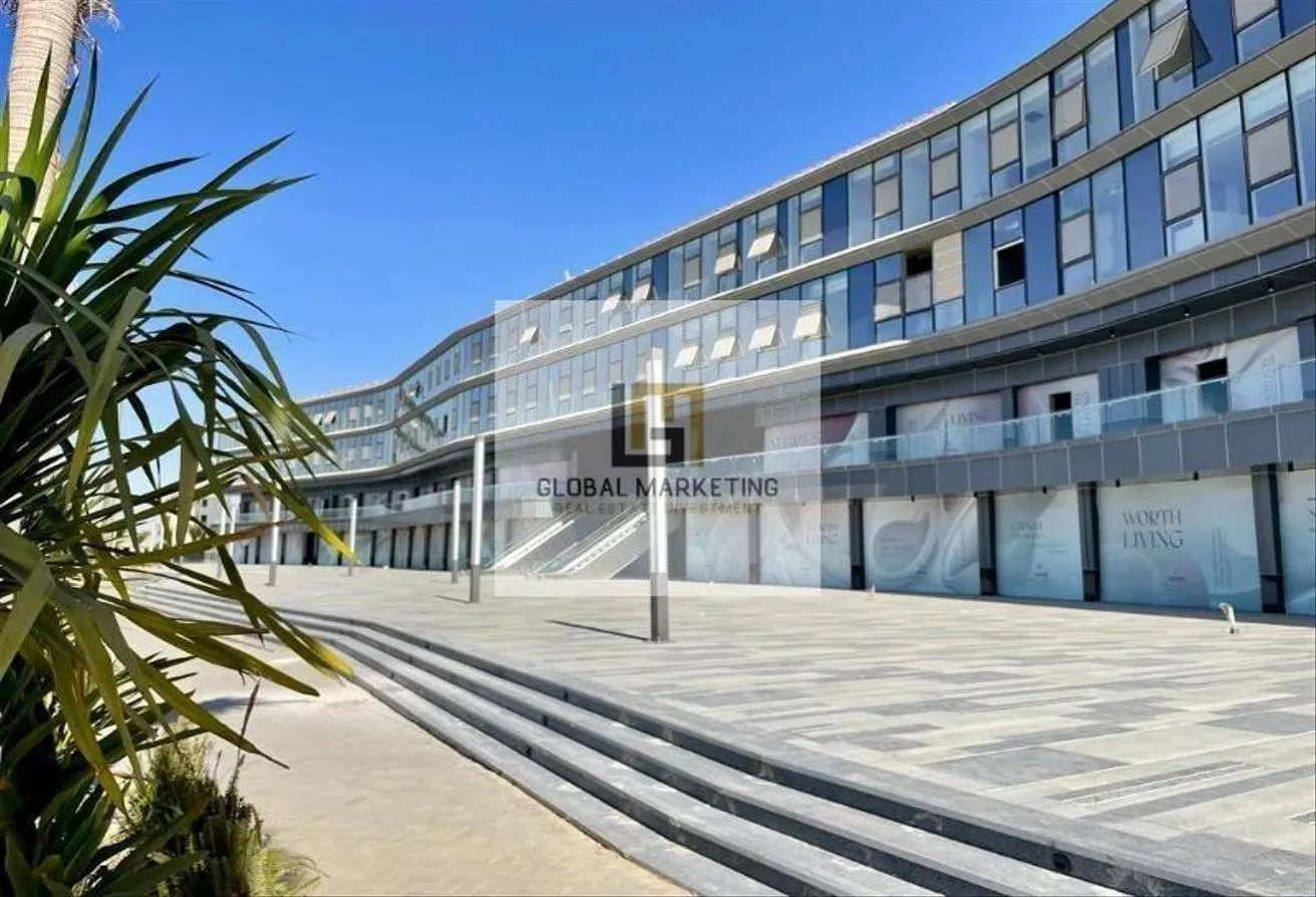 Sale in Sway Mall: Clinic 100m For sale in Mohammed Naguib Axis