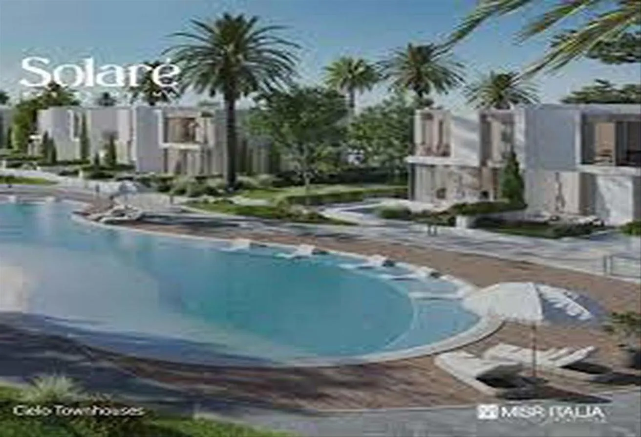 Sale in Solare: شاليه علي اللاجون مباشرة ويري البحر في سولاري