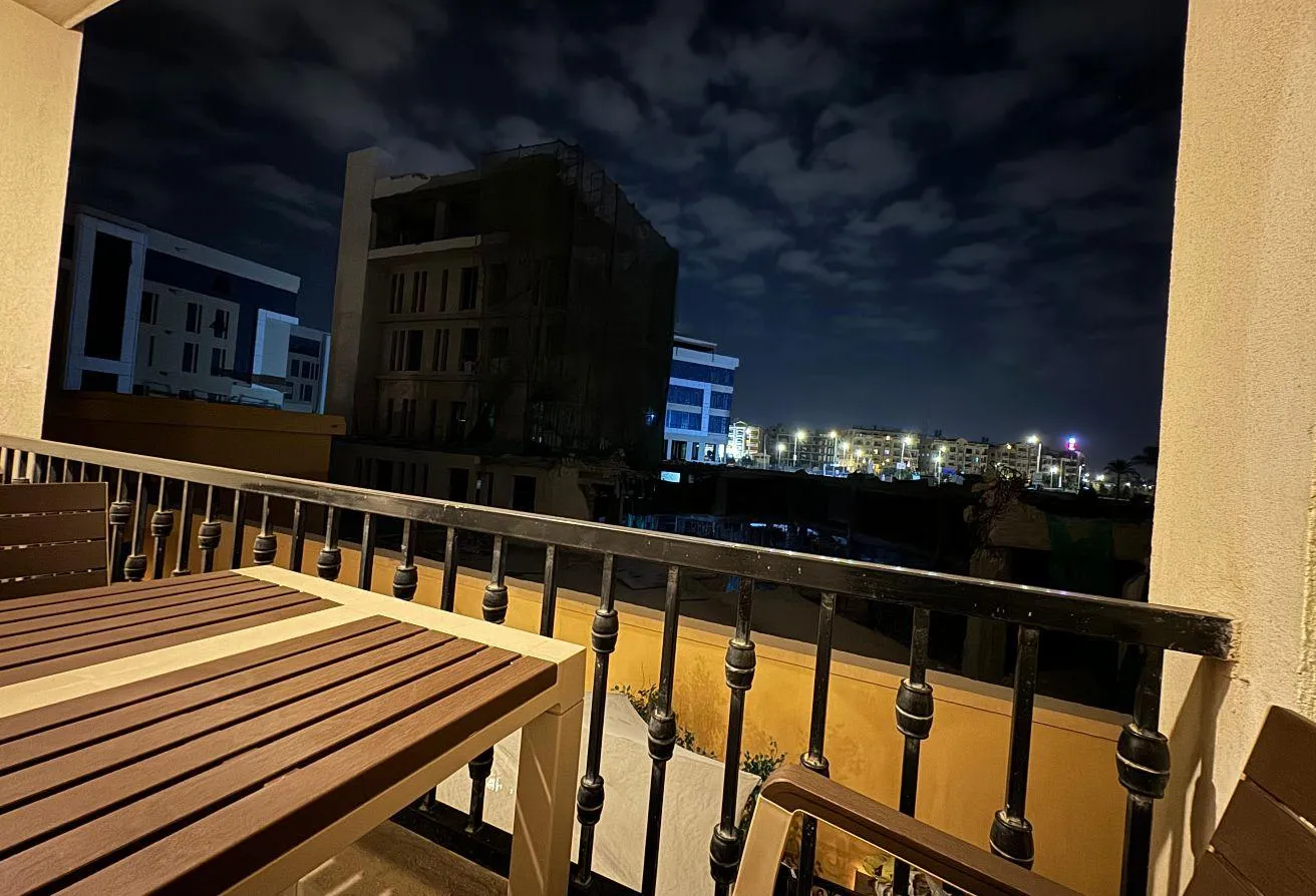 Rent in Mivida: Villa 7rooms modern finishing in Mivida