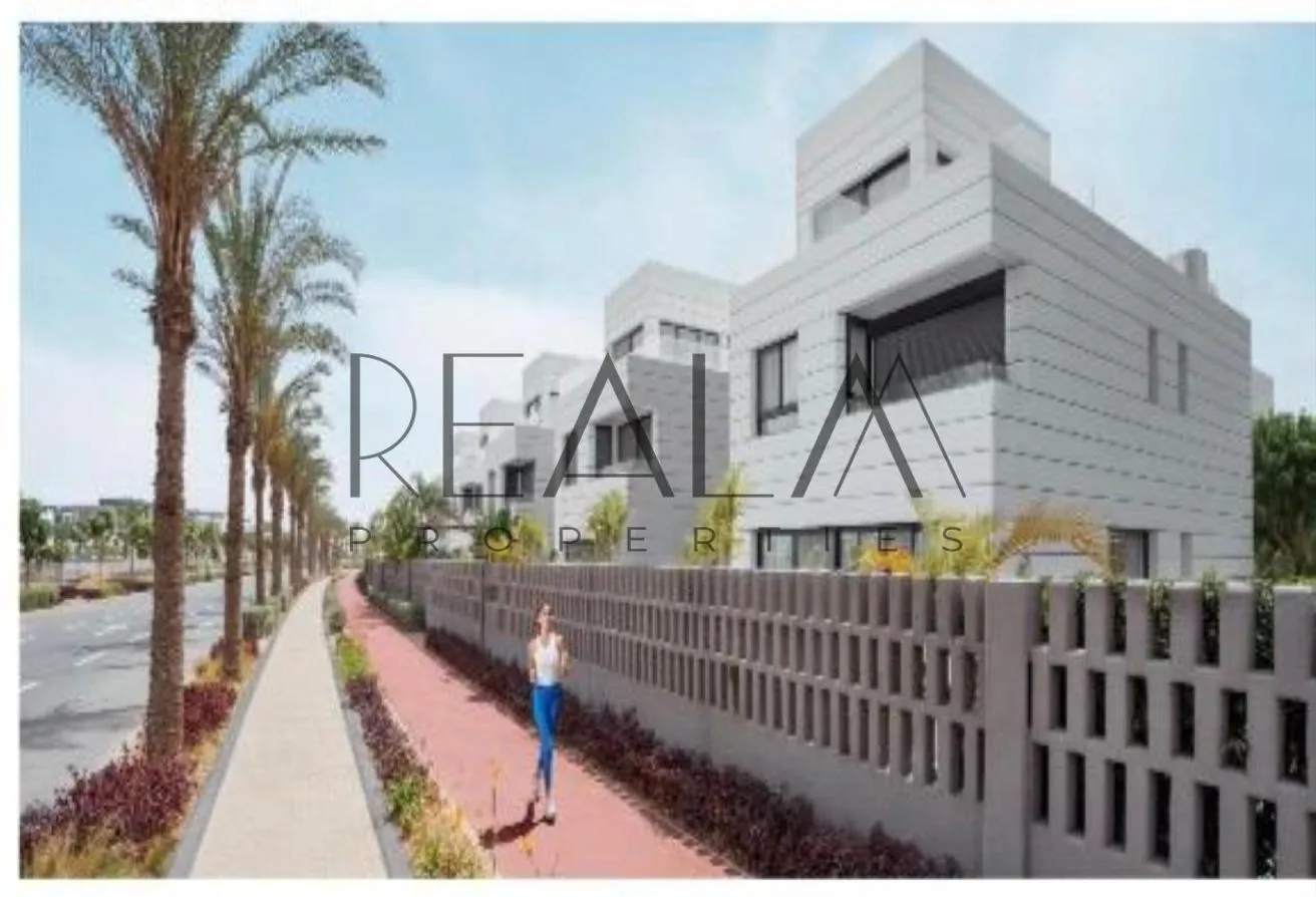 Sale in Al Burouj Compound: The last duplex with a garden, fully finished, imm