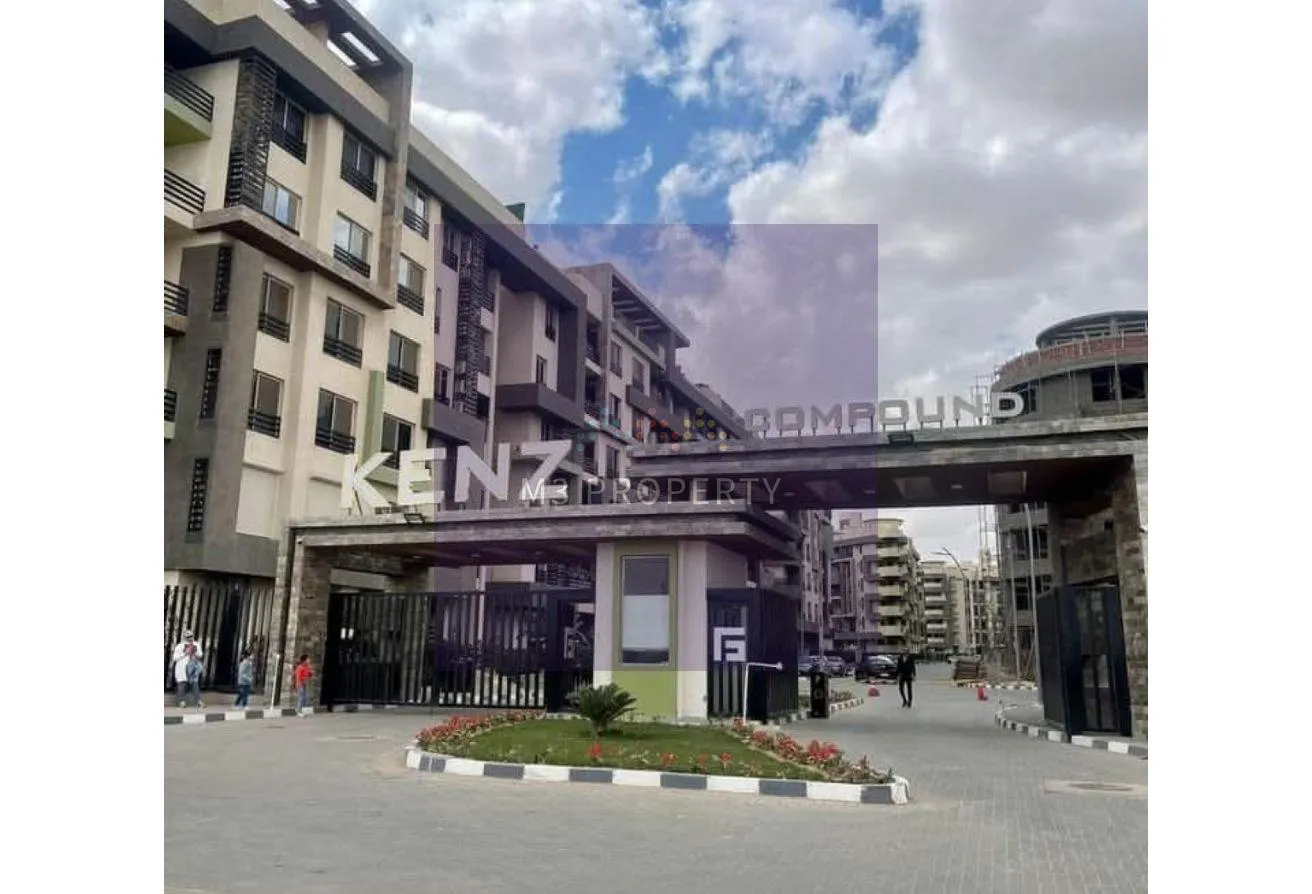 Rent in Kenz: روف للايجار مفروش في Kenz compound  فرش فندقي