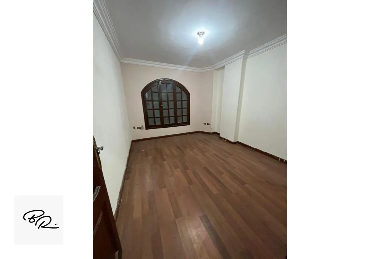 Rent in 11th District: شقة مفروشة في الحي ال 11 مدينة 6 اكتوبر