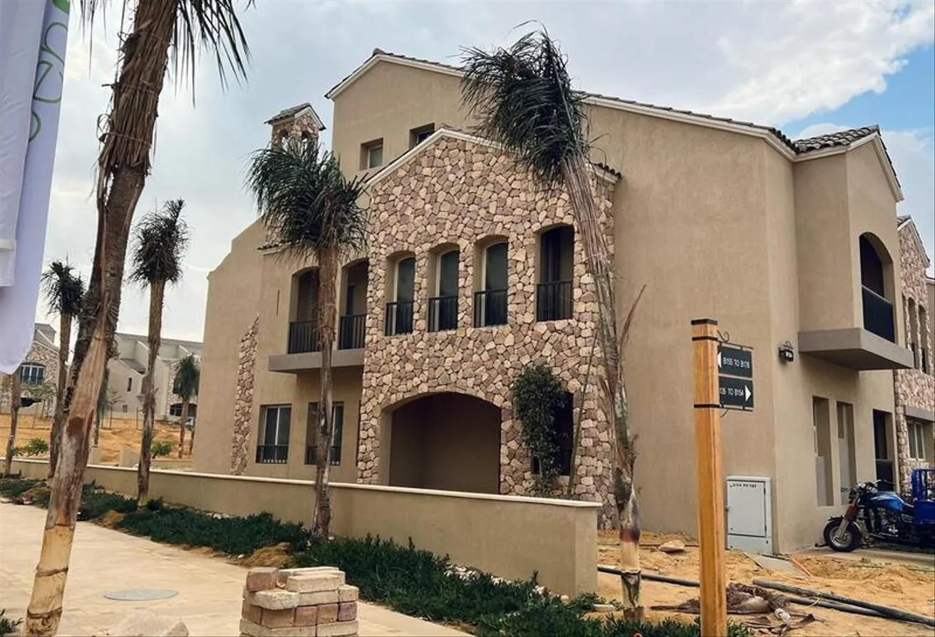 Sale in Ever New Cairo: Twin house Villa directly for sale in Ever Compound, Fifth Settlement