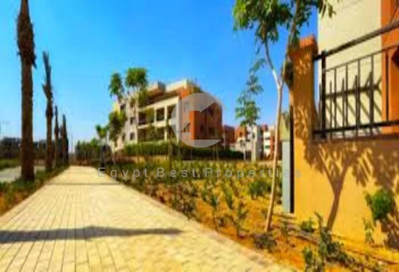 Sale in District 5 Residences: prime location at district 5 apartment with garden