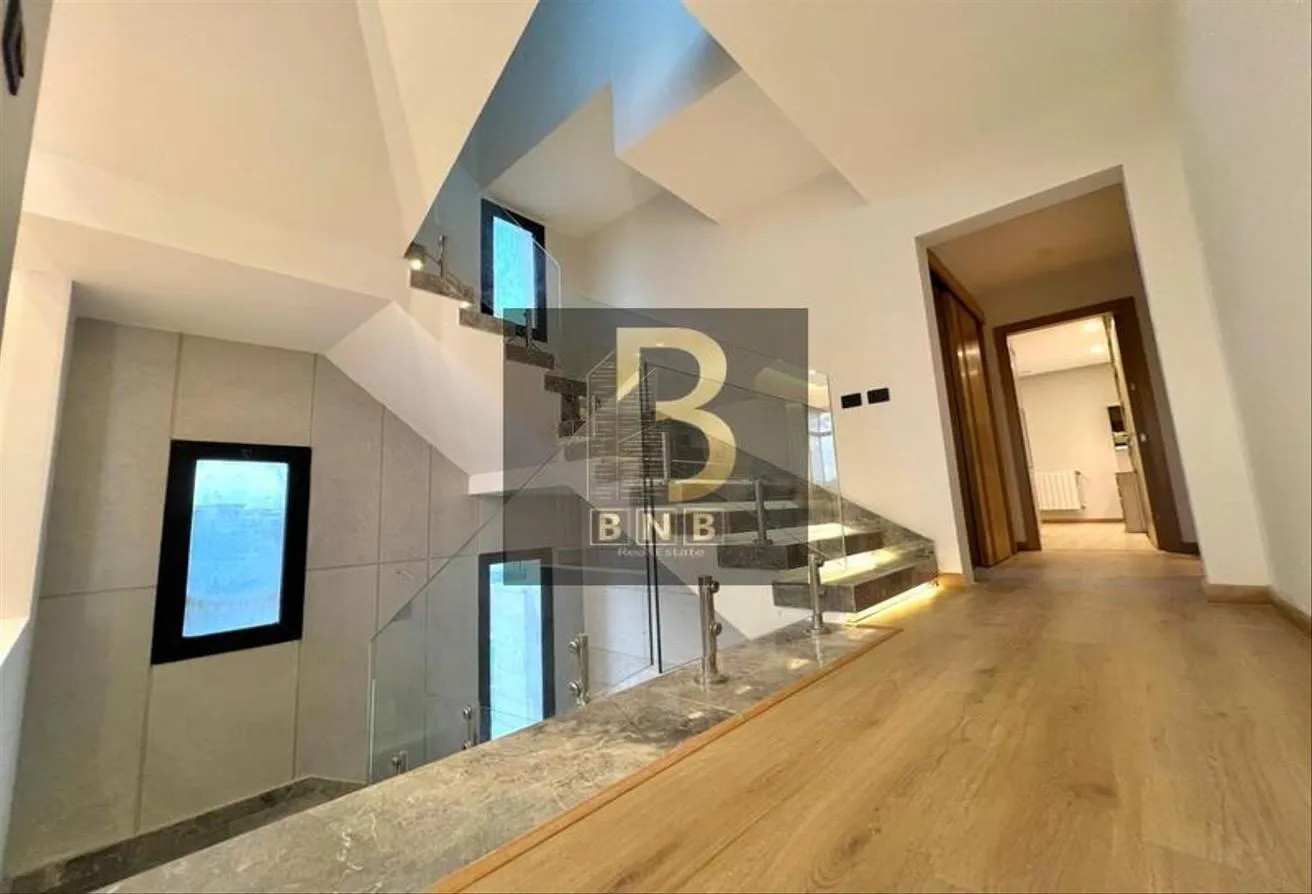 Rent in Villette: Luxurious 1st use Garden duplex for rent