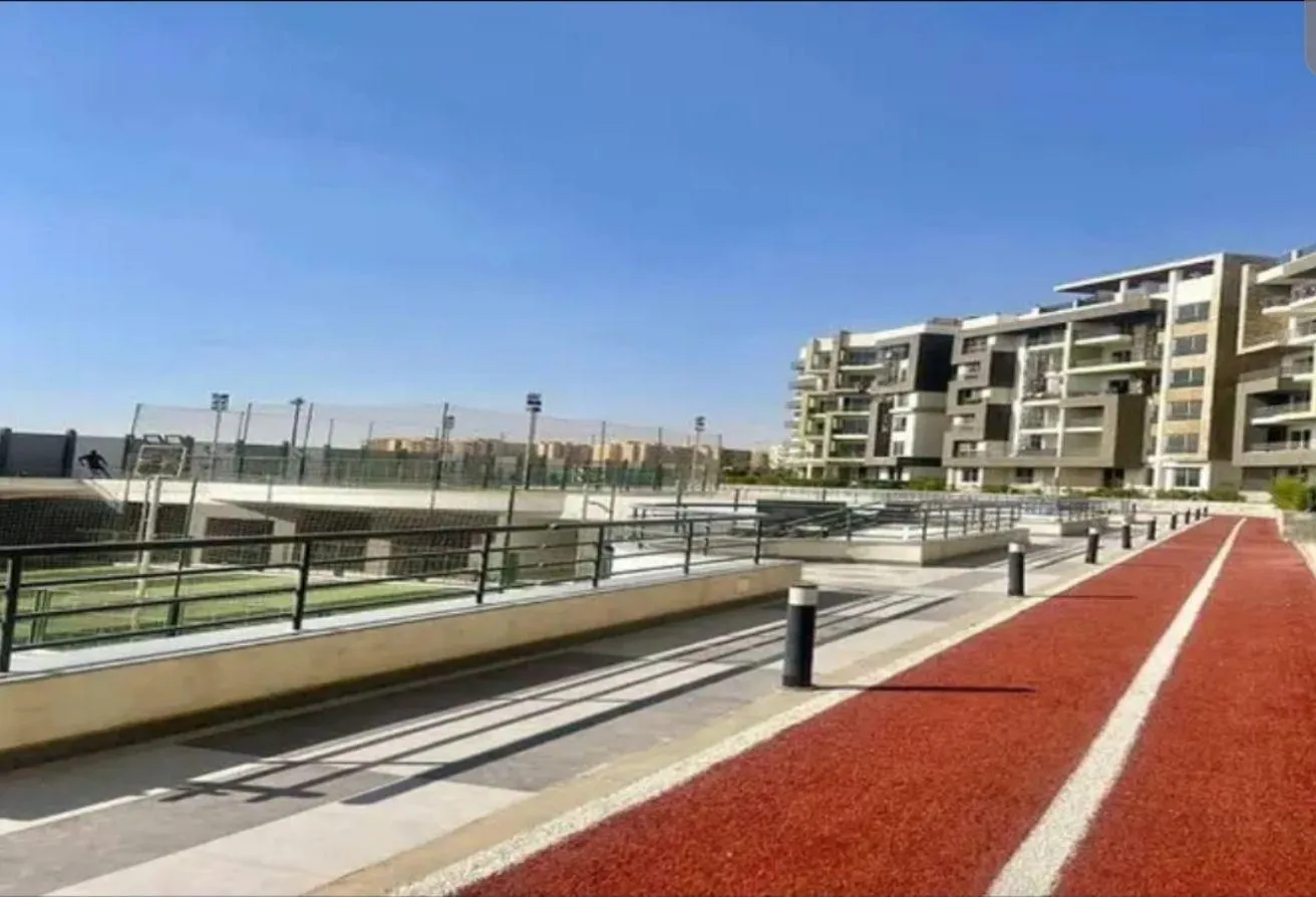 Sale in Kenz: Luxury Apartment in Kenz Compound - 215 m²