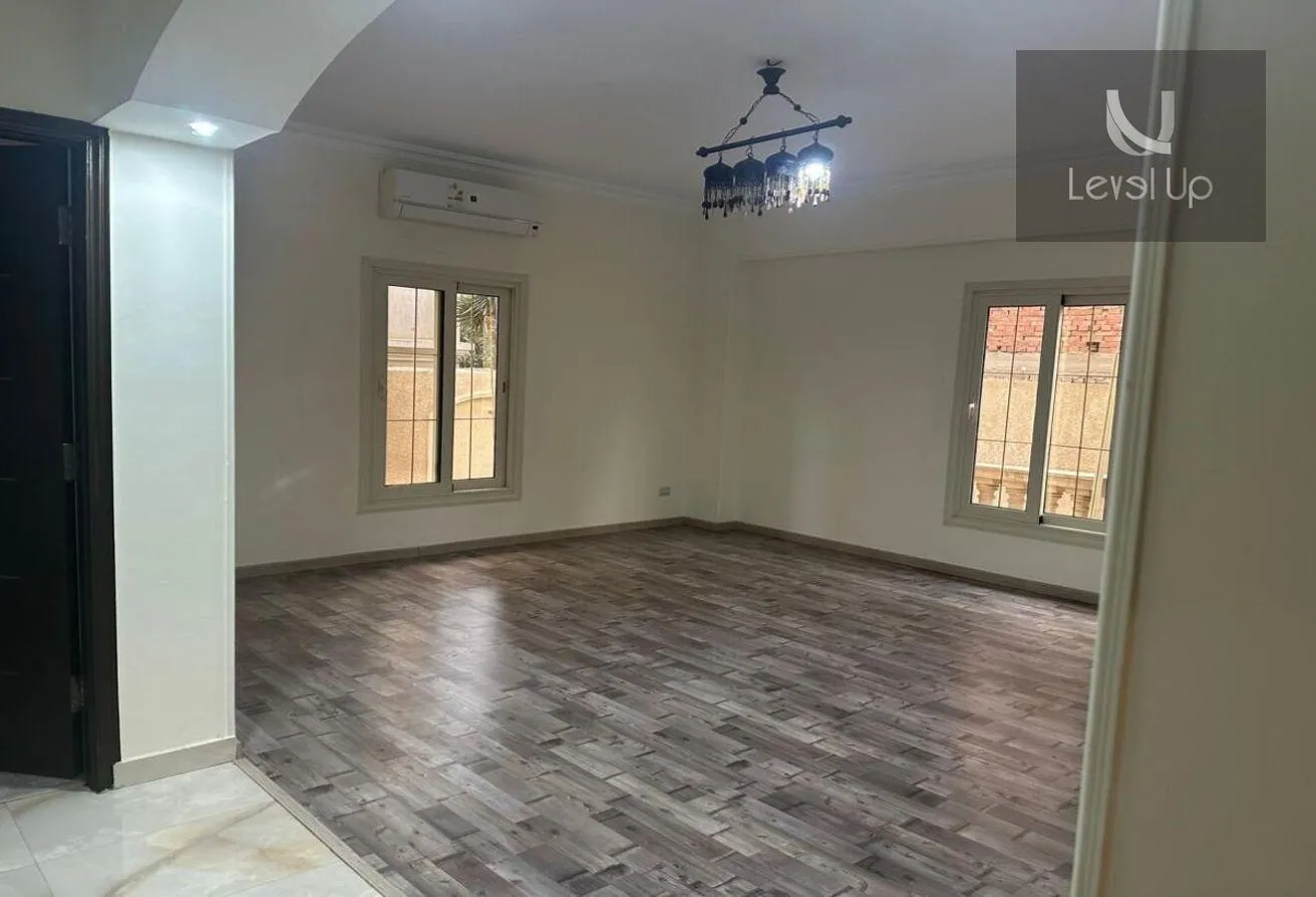 Rent in El Banafseg 2: Apartment for rent with a large area in Banfsaj