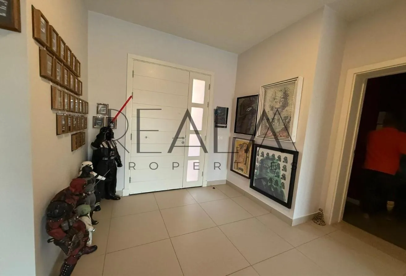 Gallery Image 13