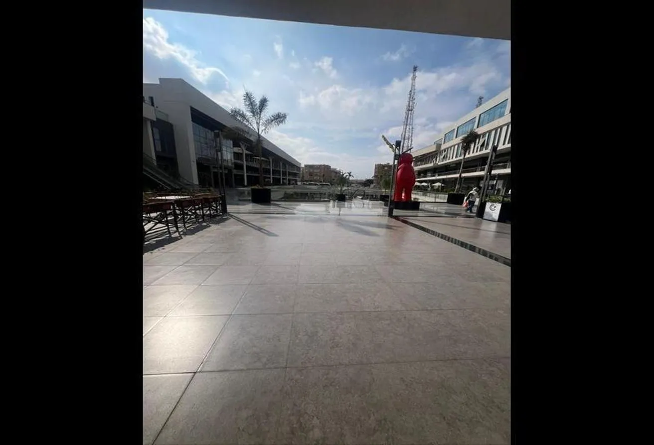 Gallery Image 6