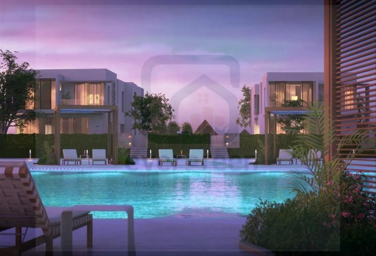 Sale in Ivoire: Luxury Villa for Sale in Sheikh Zayed in Ivoire