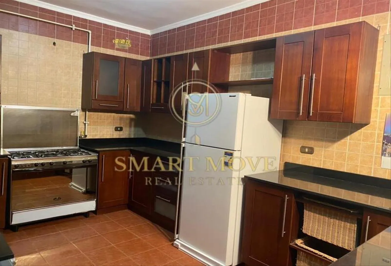 Sale in Zayed 2000: شقة مميزه للبيع 190 متر في زايد 2000