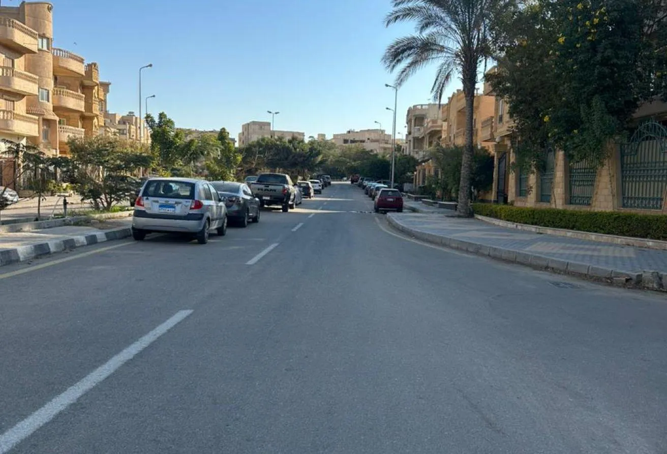 Rent in El Yasmeen 2: Apartment for rent in Al Yasmine 2, Third District
