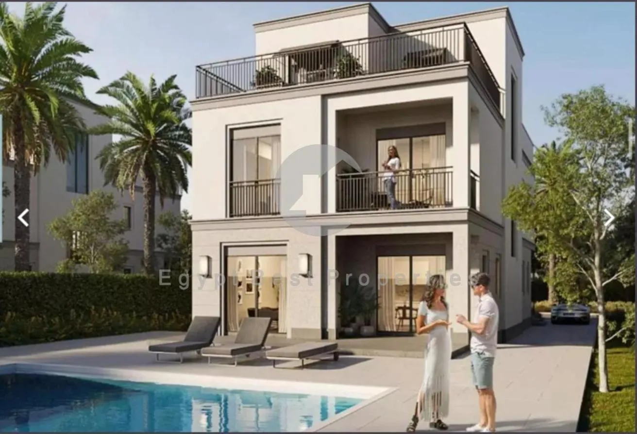 البيع في بيل فى: Fully Finished TwinHouse -5BR-BEST Location @Emaar 
